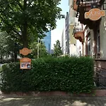 Acasa Bed & Breakfast