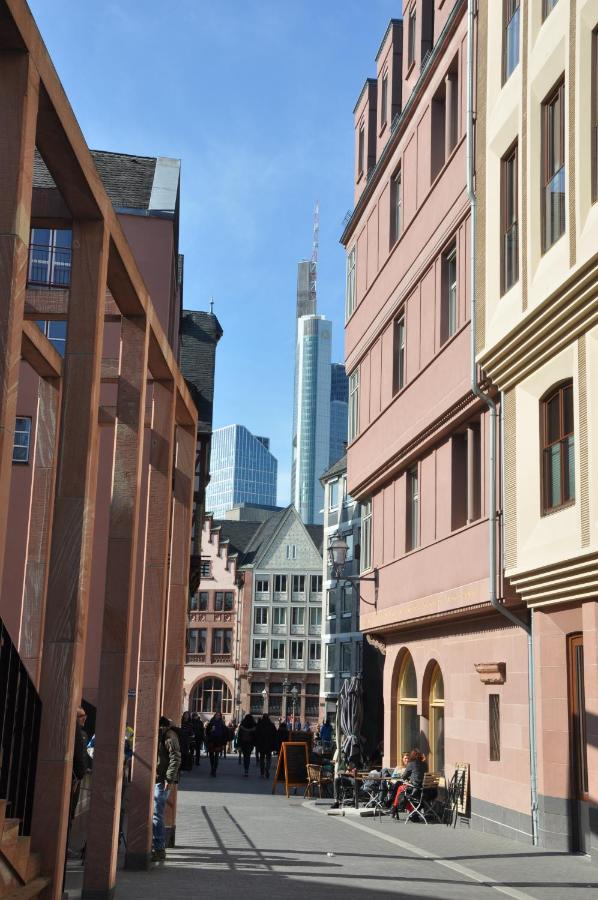 Frankfurt 2* Frankfurt am Main