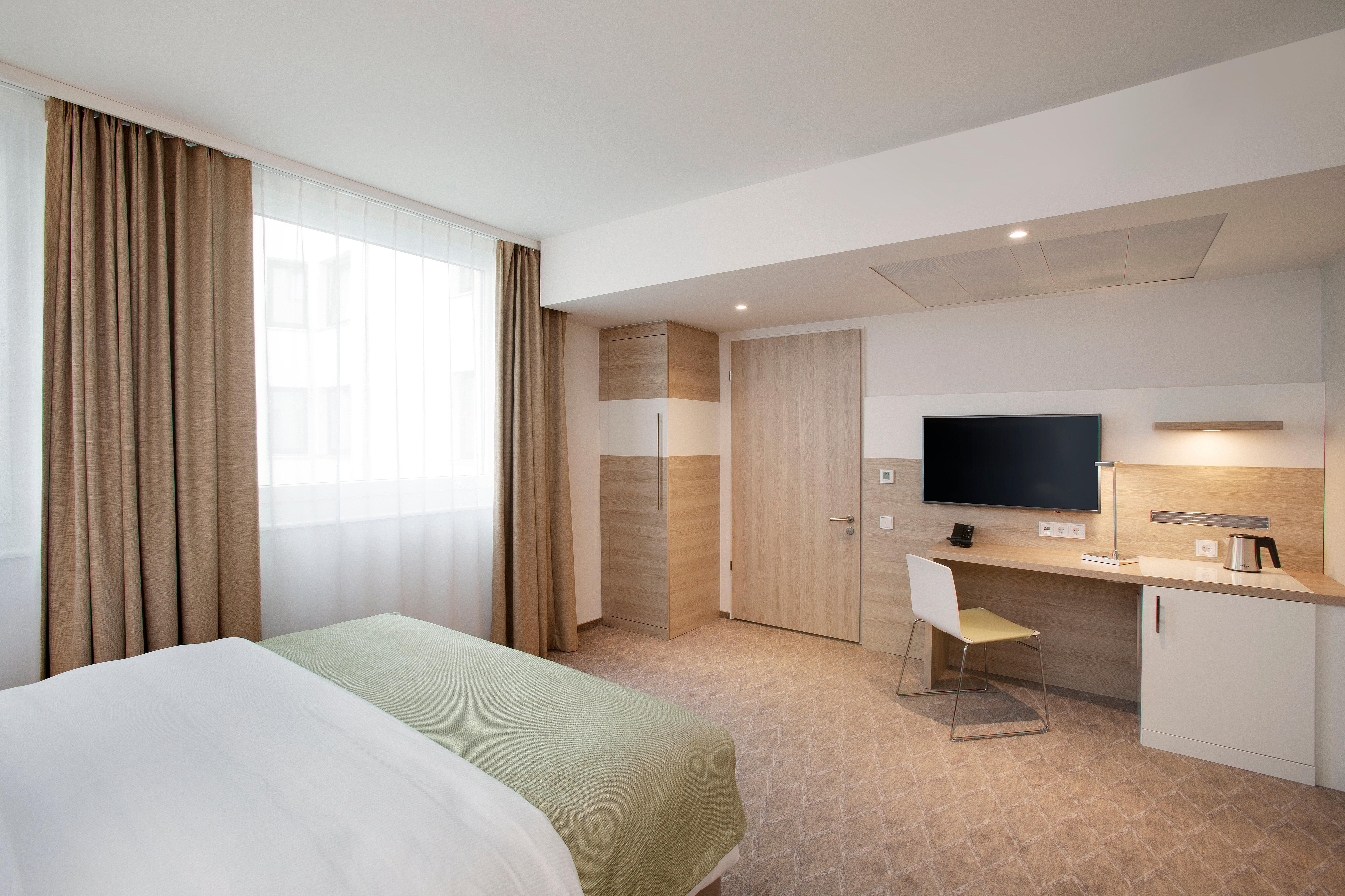 Hotel Frankfurt Airport By Ihg Frankfurt am Main