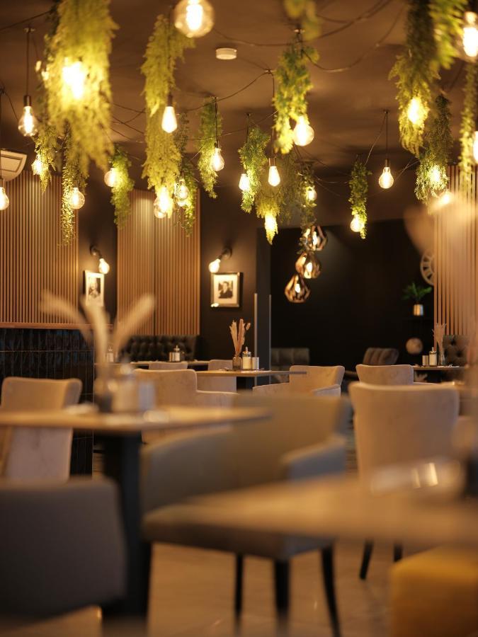 The - & House Appart hôtel 4*