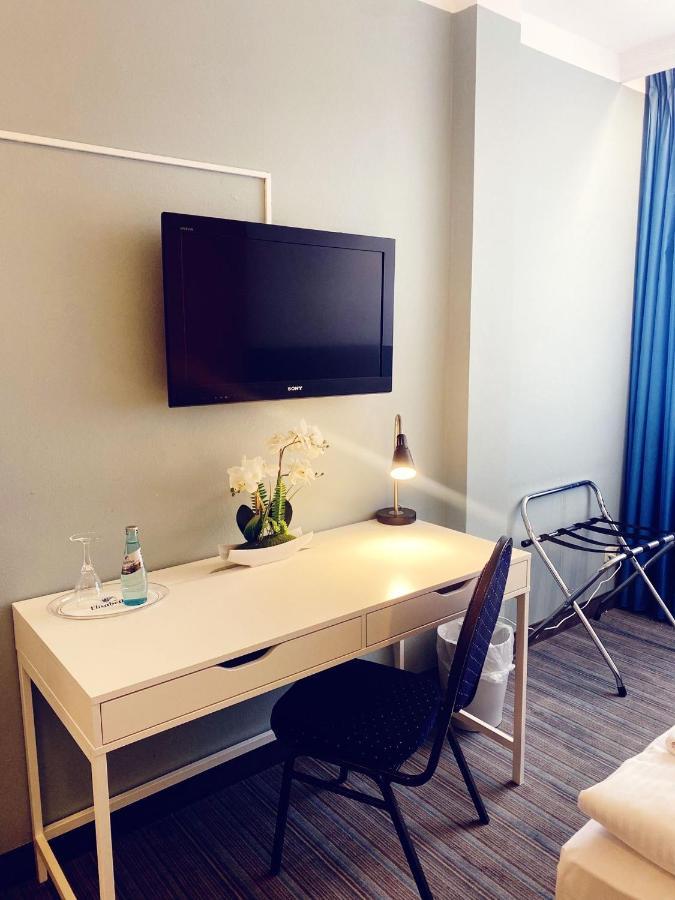 Aparthotel City Centre Neue Kräme Am Römer 3*