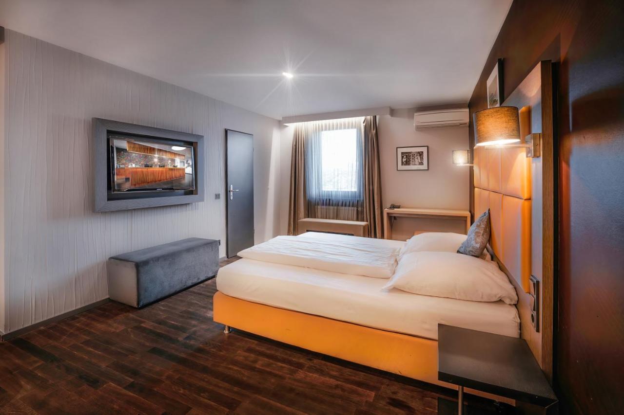 Cult Frankfurt 4* Frankfurt am Main