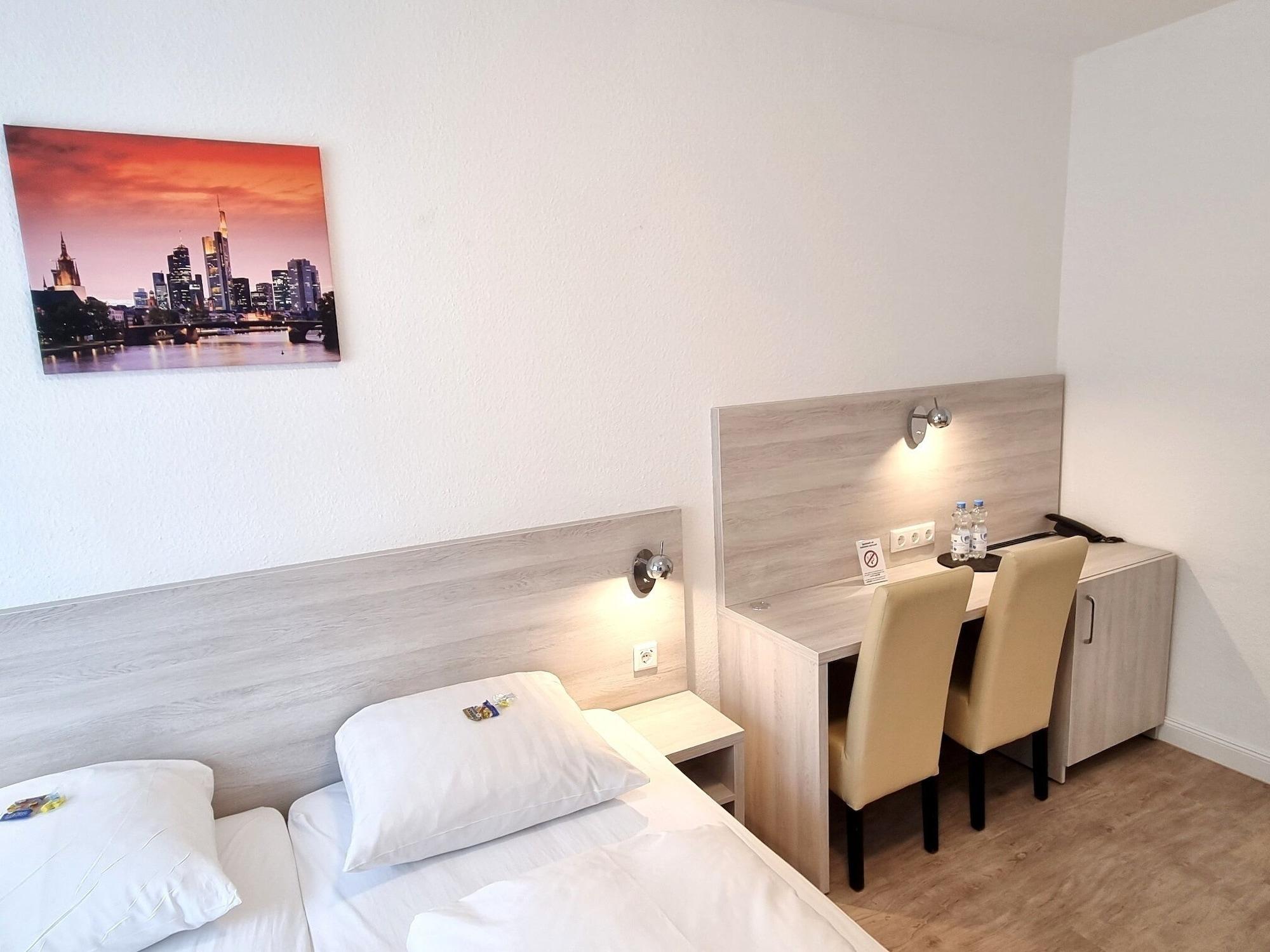Adler Frankfurt