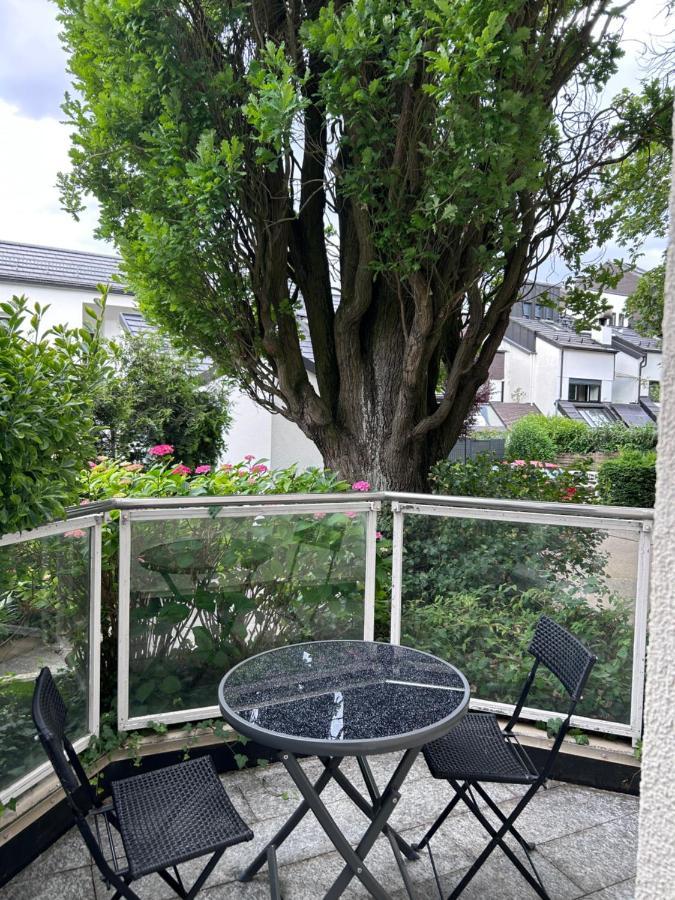 Privates Mit Bad, Kueche, Sofa & Balkon Apartment Frankfurt am Main