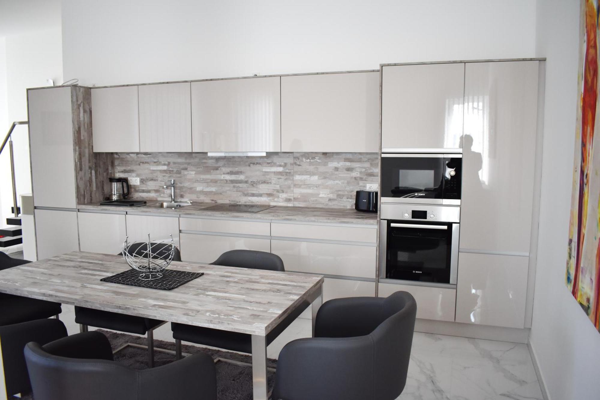 Apartment Em 2024 Business Frankfurt *