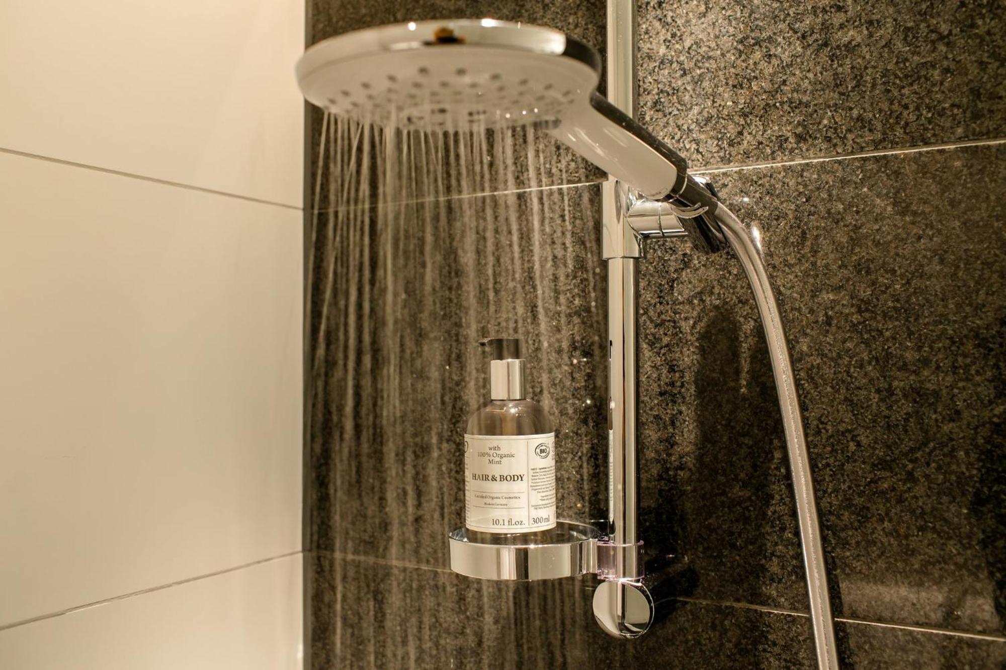One Frankfurt-eastside Hotel 3*