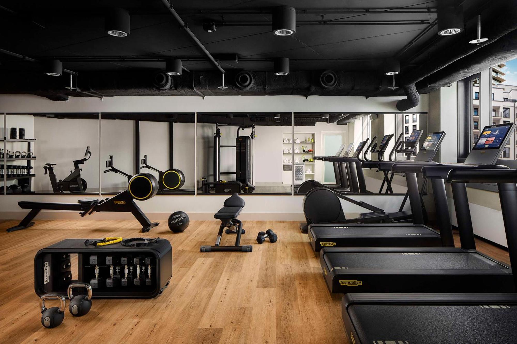 Hotel Nh Collection Frankfurt Spin Tower 4*