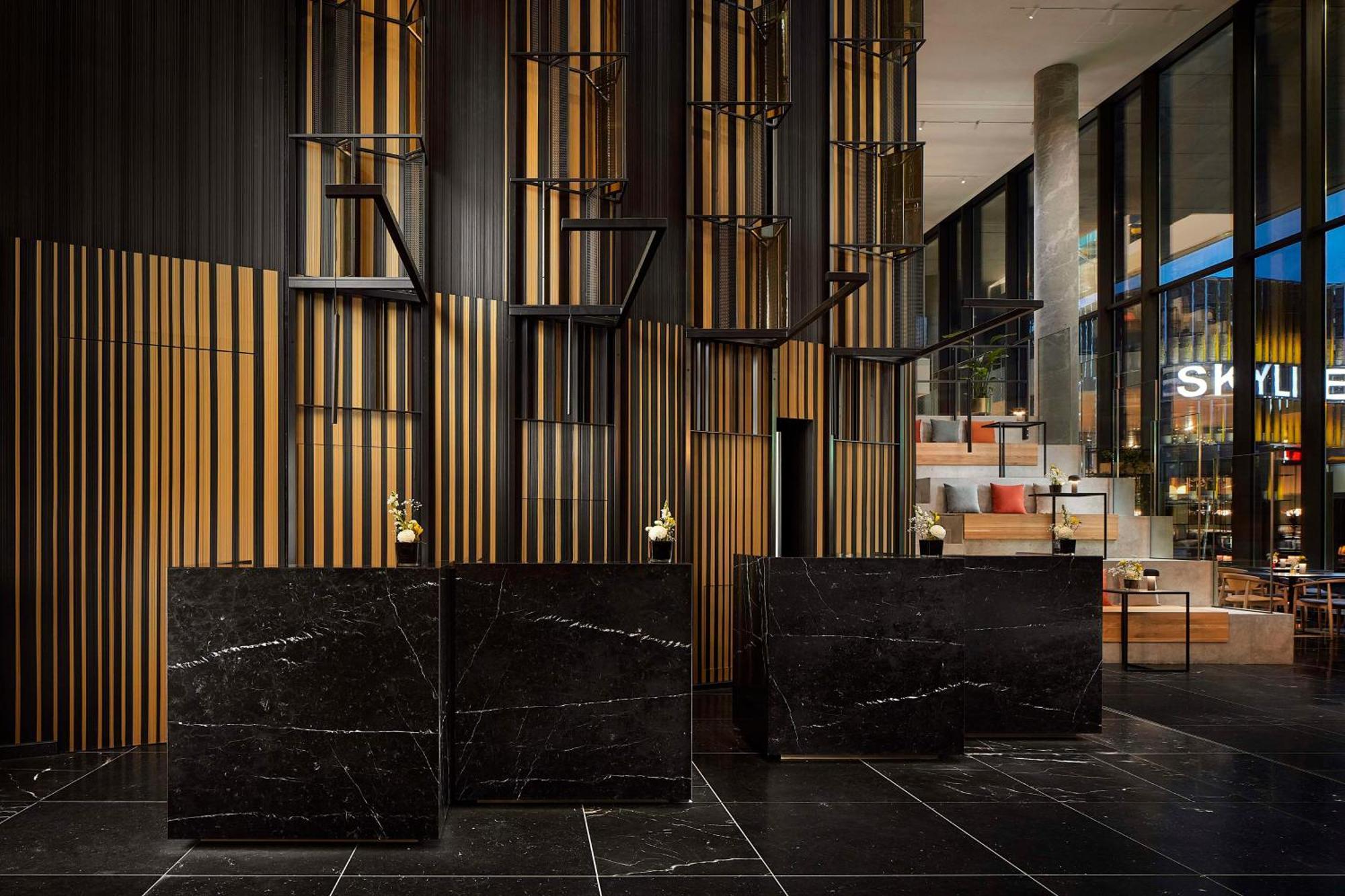 Hotel Nh Collection Frankfurt Spin Tower 4*