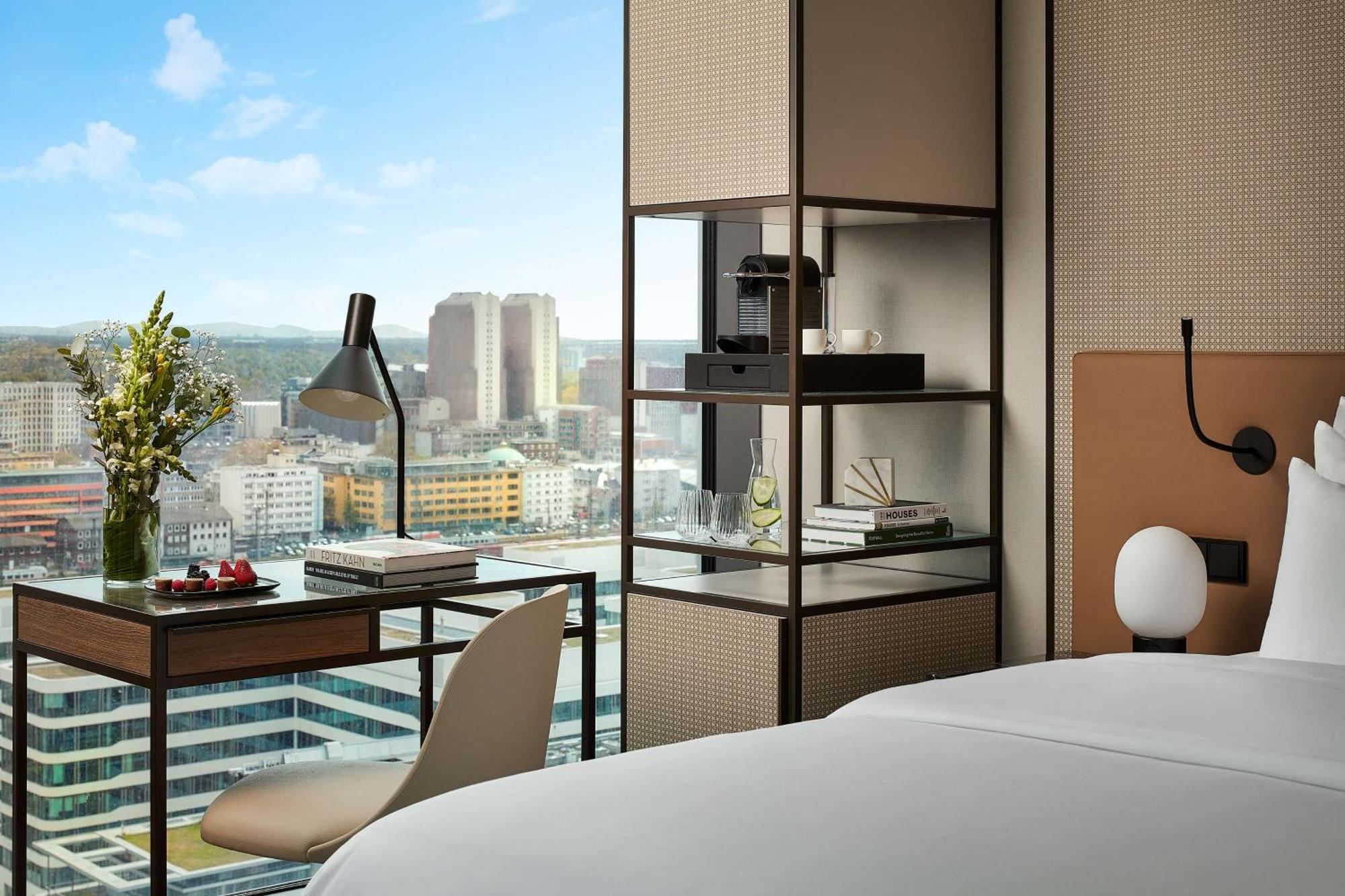 Nh Collection Frankfurt Spin Tower Hotel