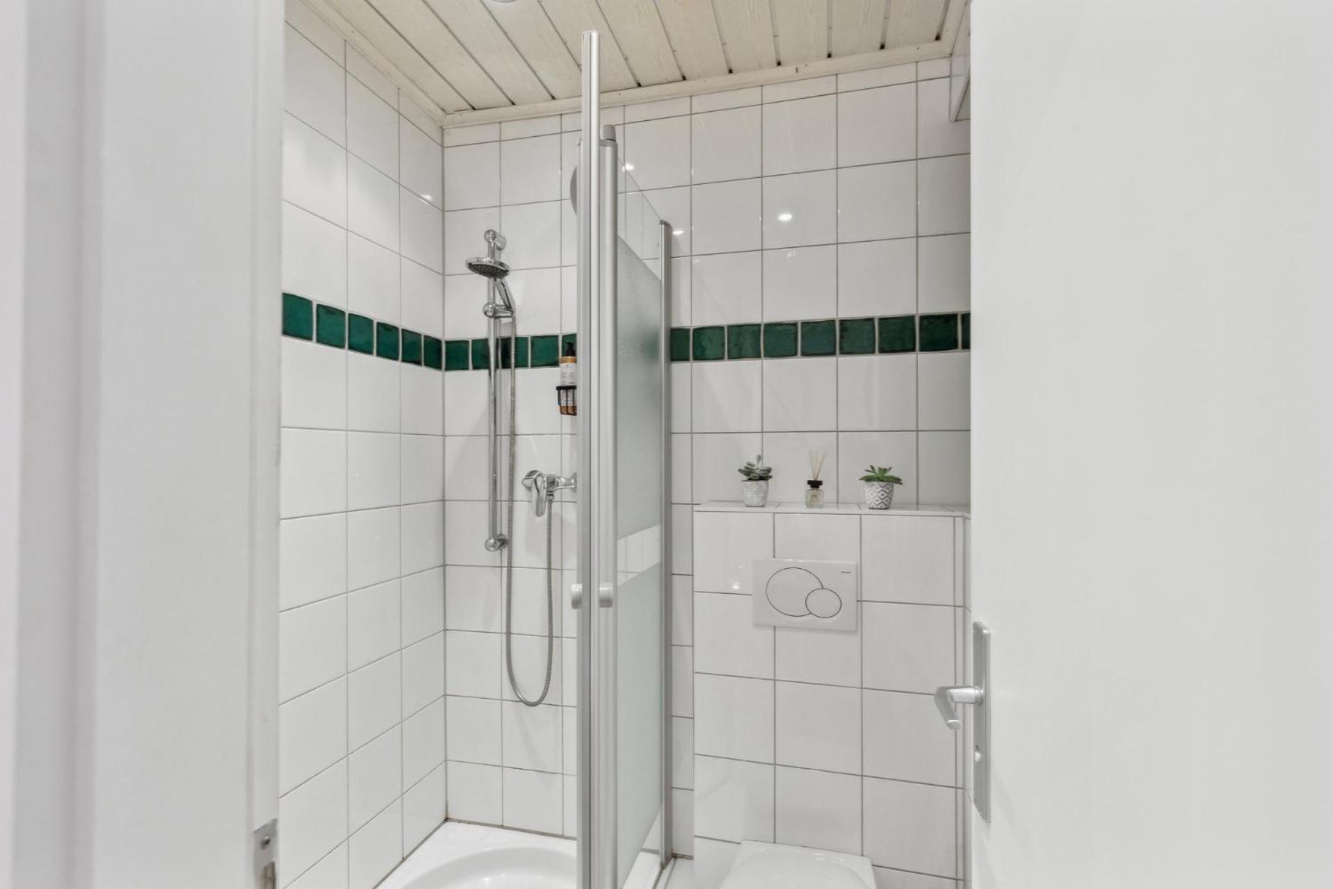 Apartment Nearcityapt, Parkplatz, 6personen, Naehe Messe *