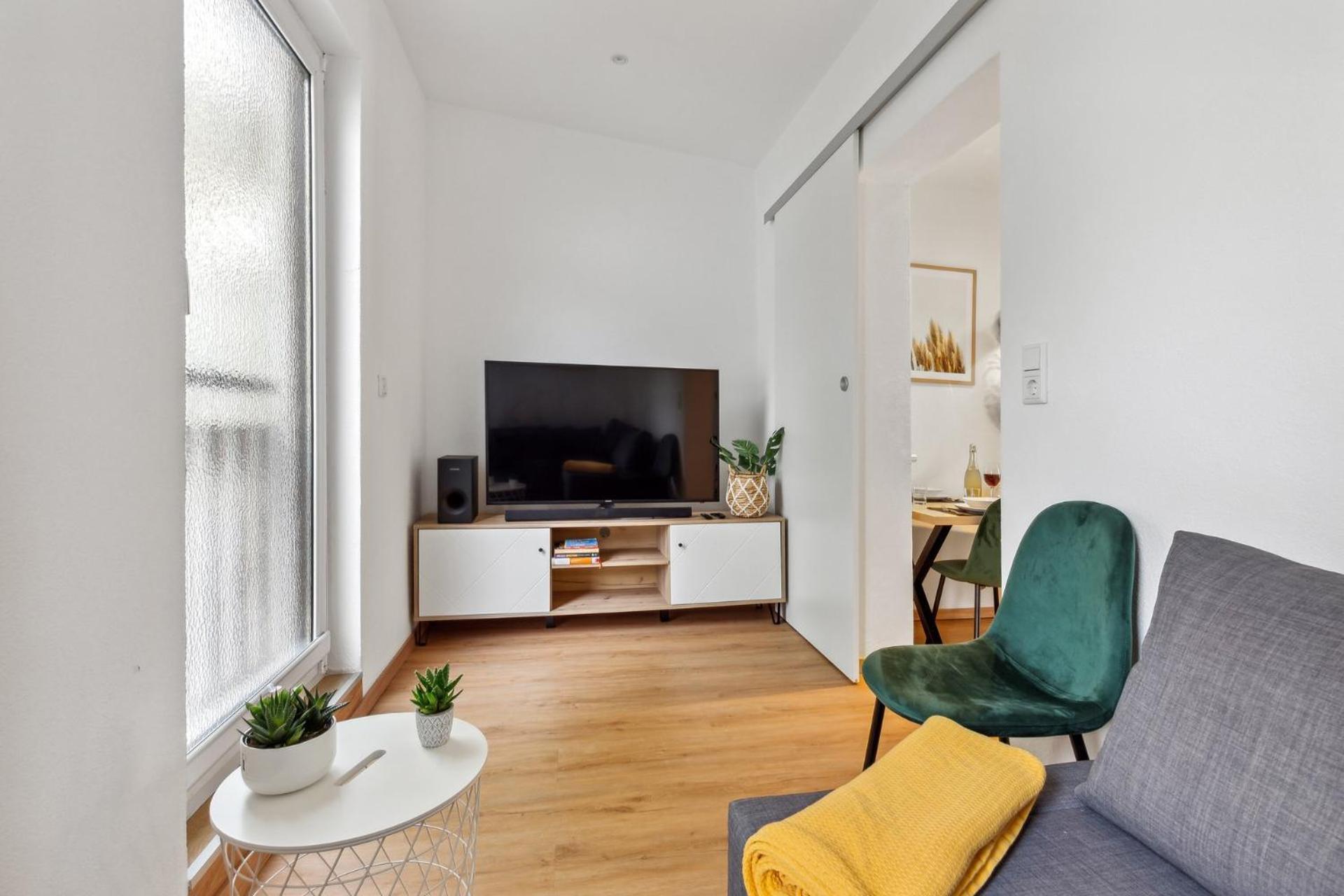 Nearcityapt, Parkplatz, 6personen, Naehe Messe Frankfurt am Main