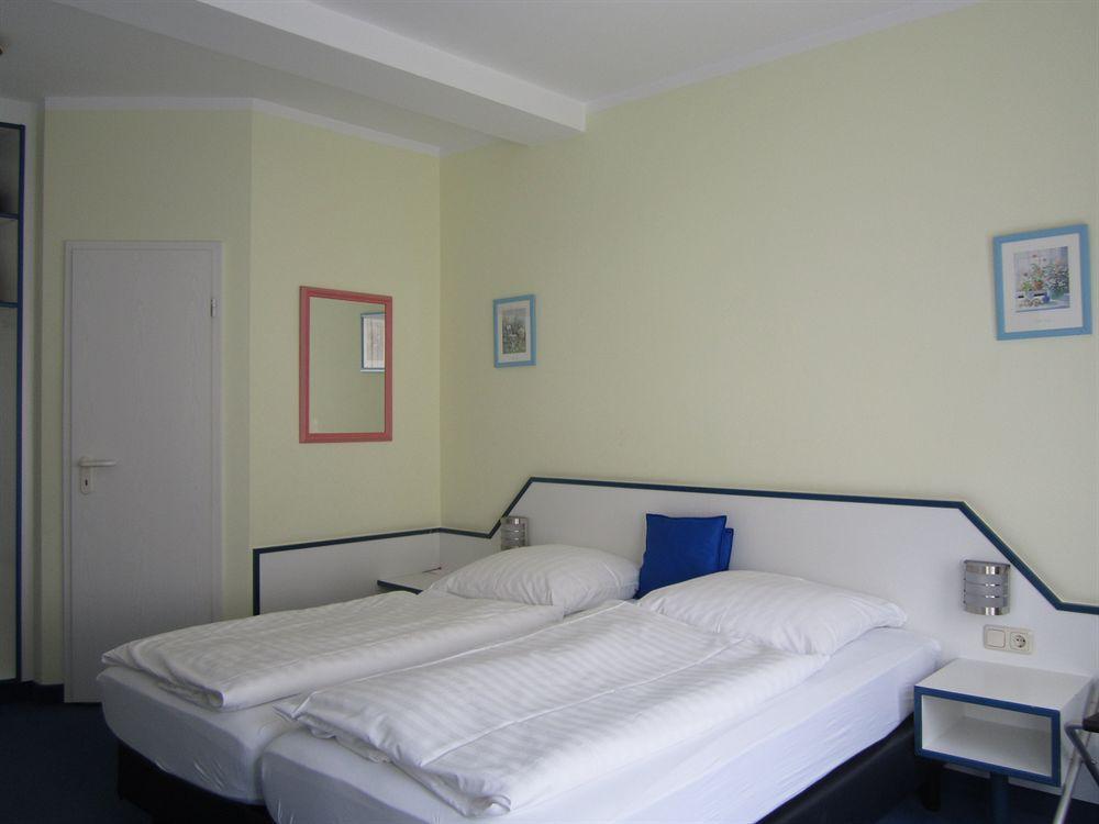 Aparthotel City Centre Neue Kräme Am Römer 3*