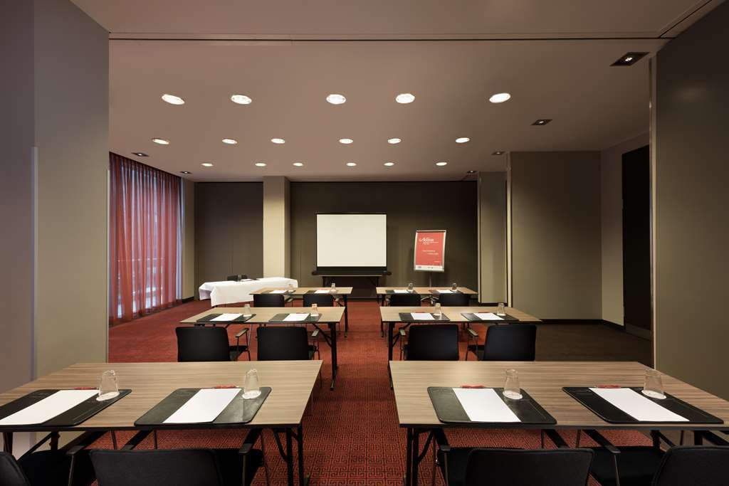 Aparthotel Adina Frankfurt Neue Oper
