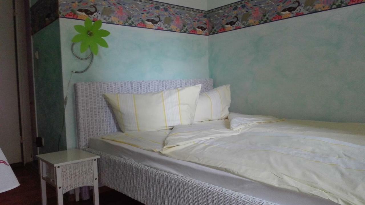Acasa Bed & Breakfast 2*