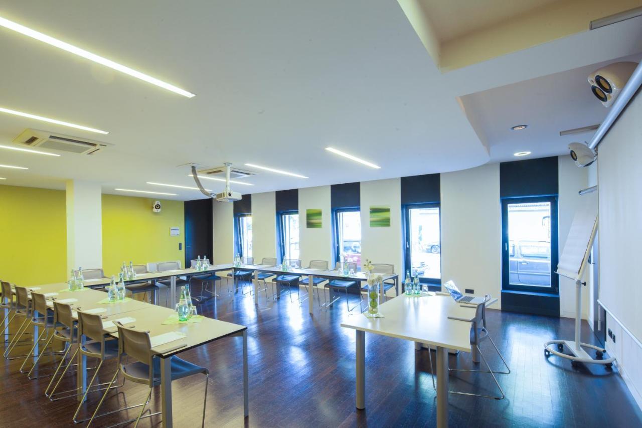 Hotel Cult Frankfurt 4*