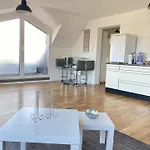 Schoenes Erwachen Im Frankfurter Penthouse