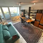 Middle Of Frankfurt - High Tech Business Studio - Move-In - Ideal For Single Business Person