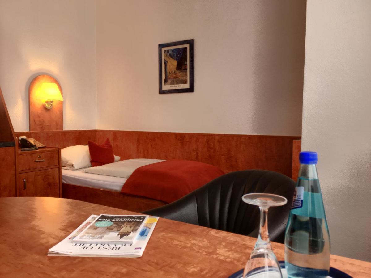 West An Der Bockenheimer Warte Hotel
