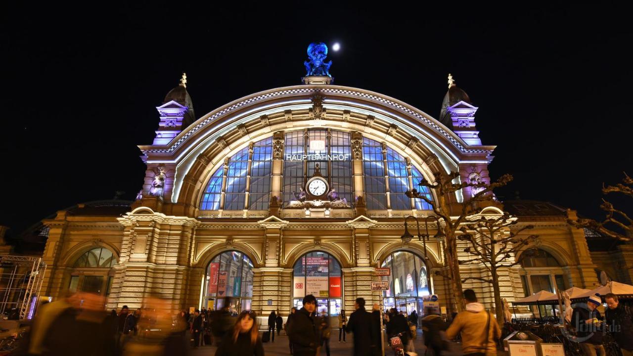 Little Paris 3*