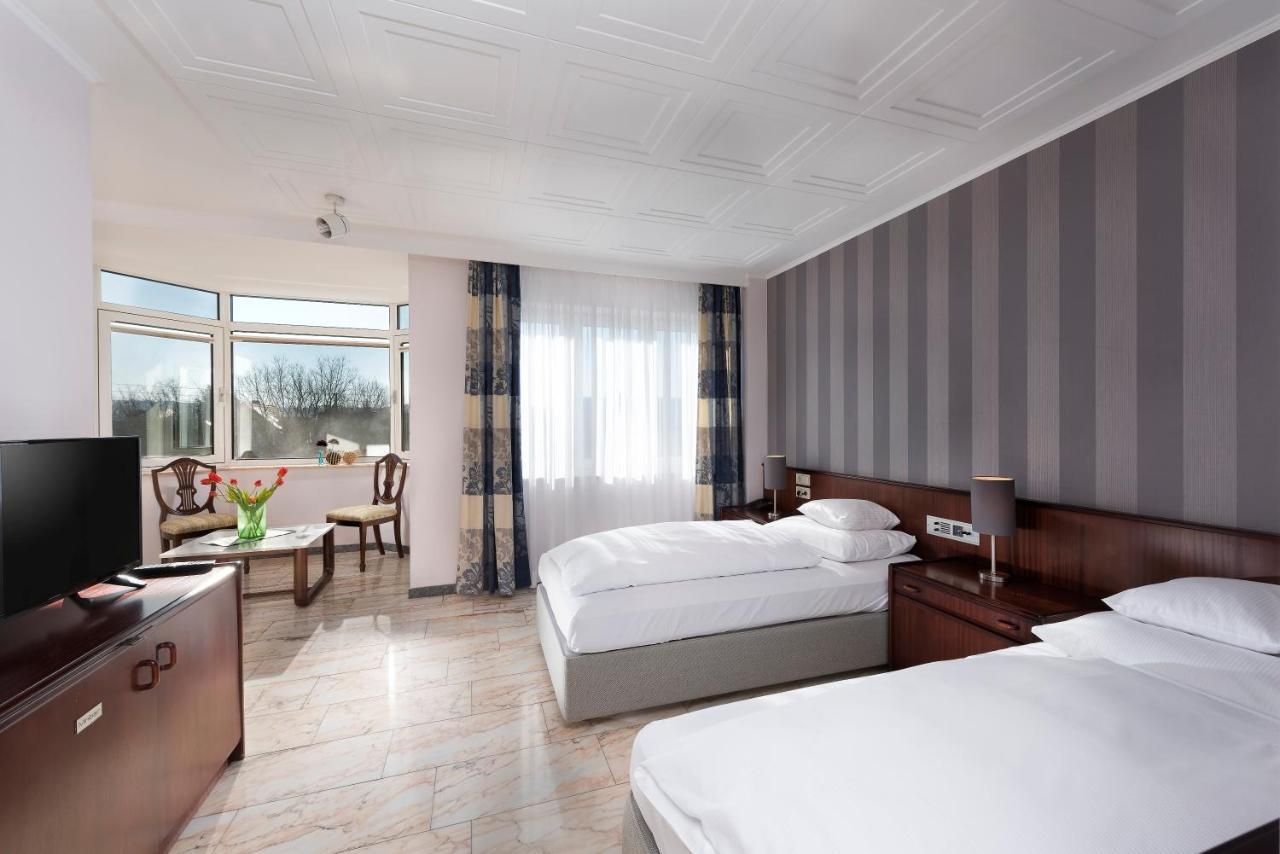 Harheimer Hof Hotel