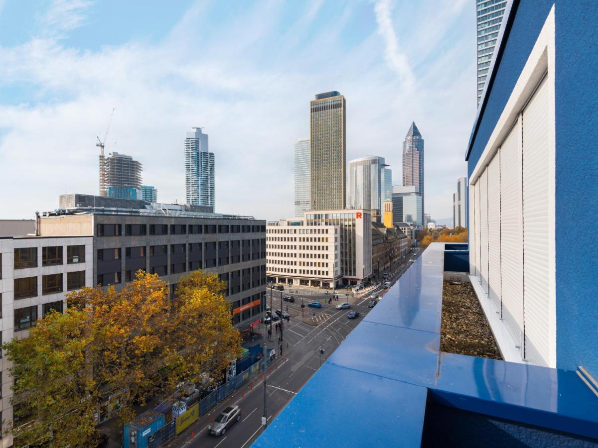 Numa Frankfurt Blau