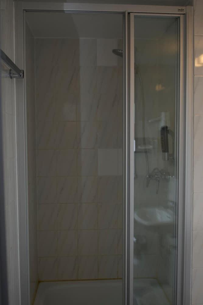 Münchner Hof Hotel 3*