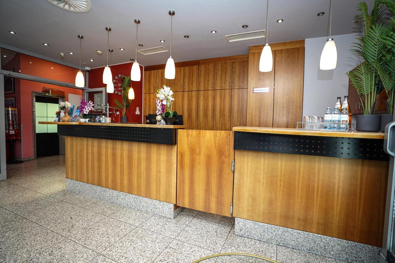 Miramar Am Römer Hotel 3*