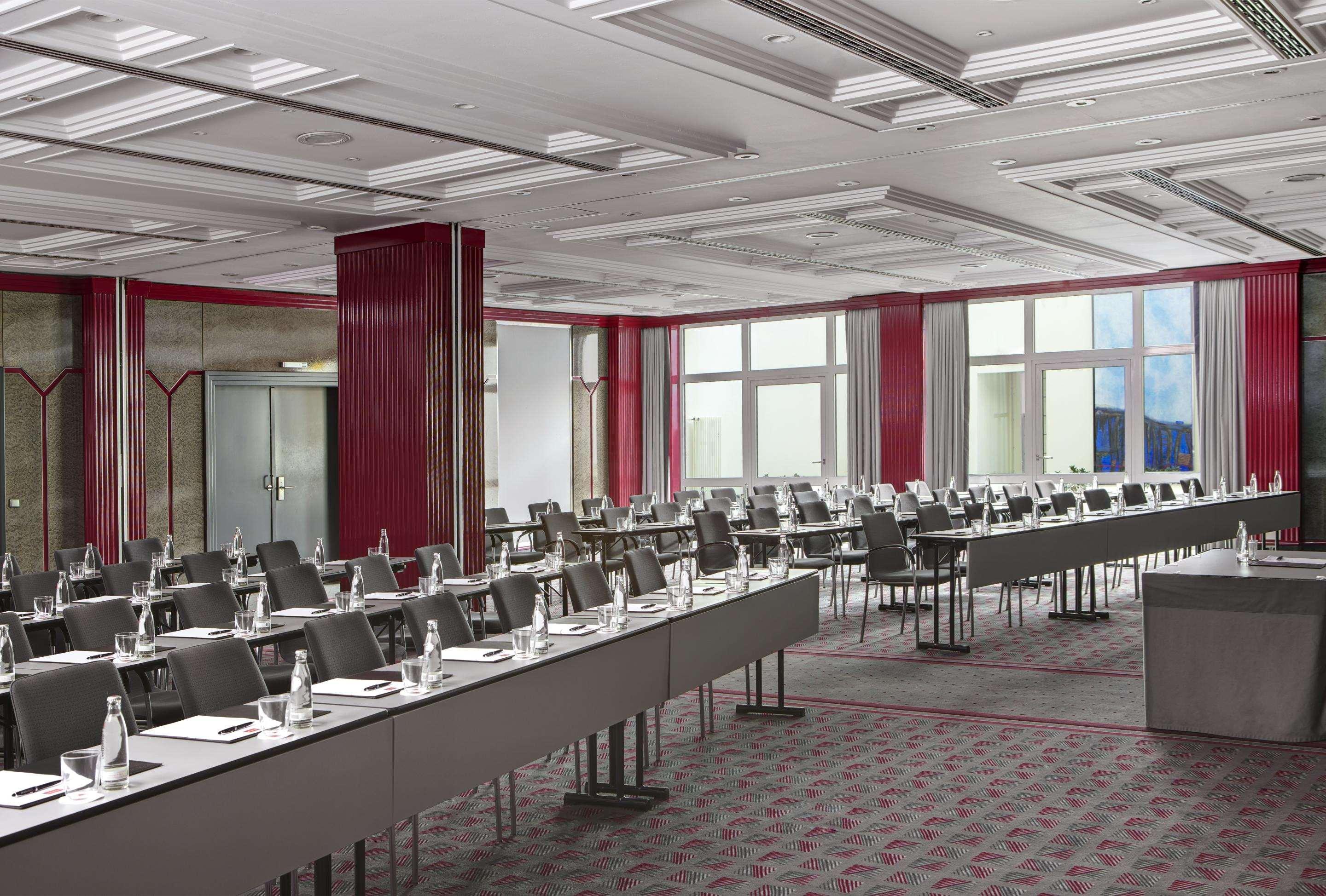 Steigenberger Airport Frankfurt 4*