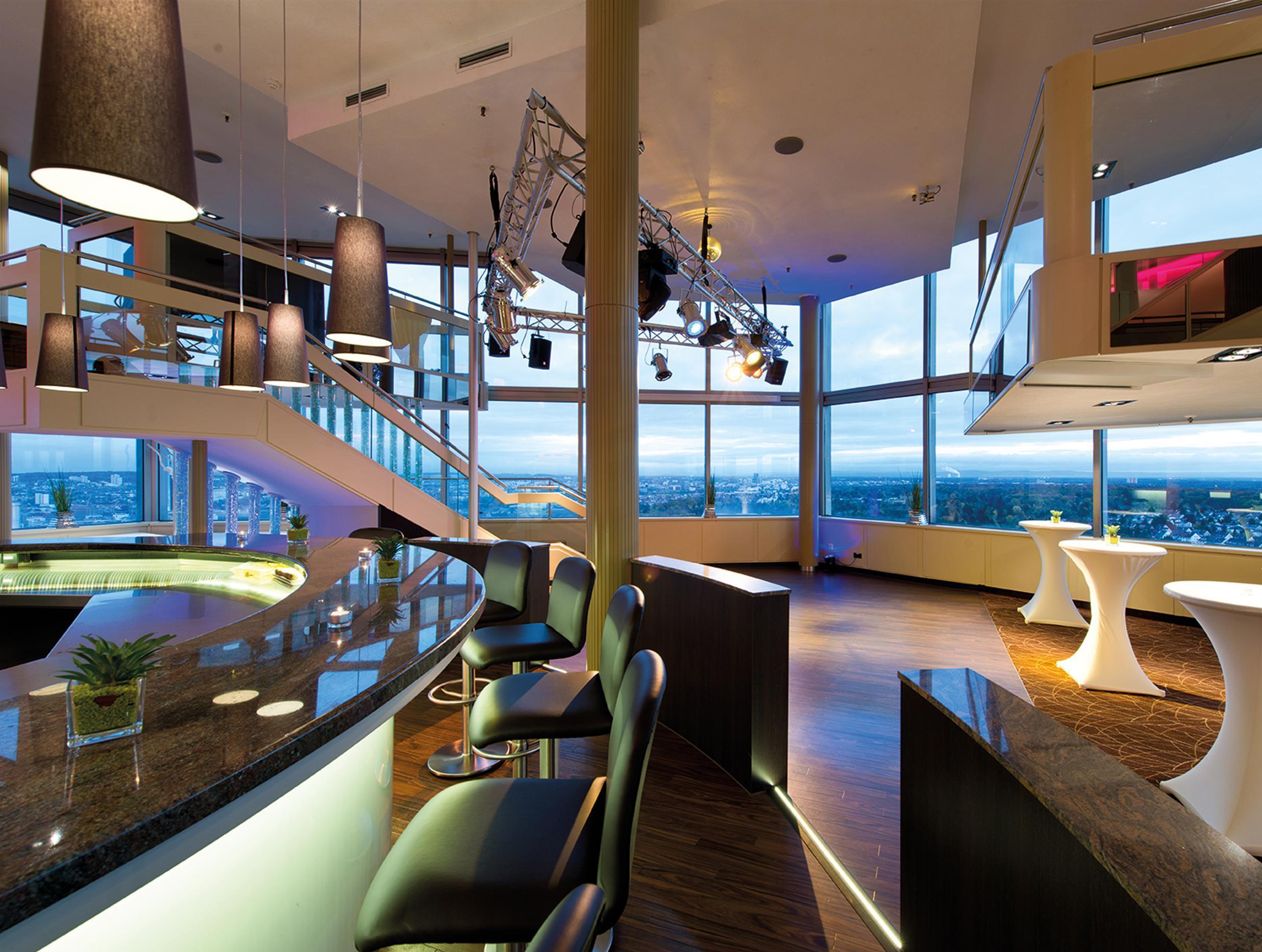 Hotel Leonardo Royal Frankfurt 4*