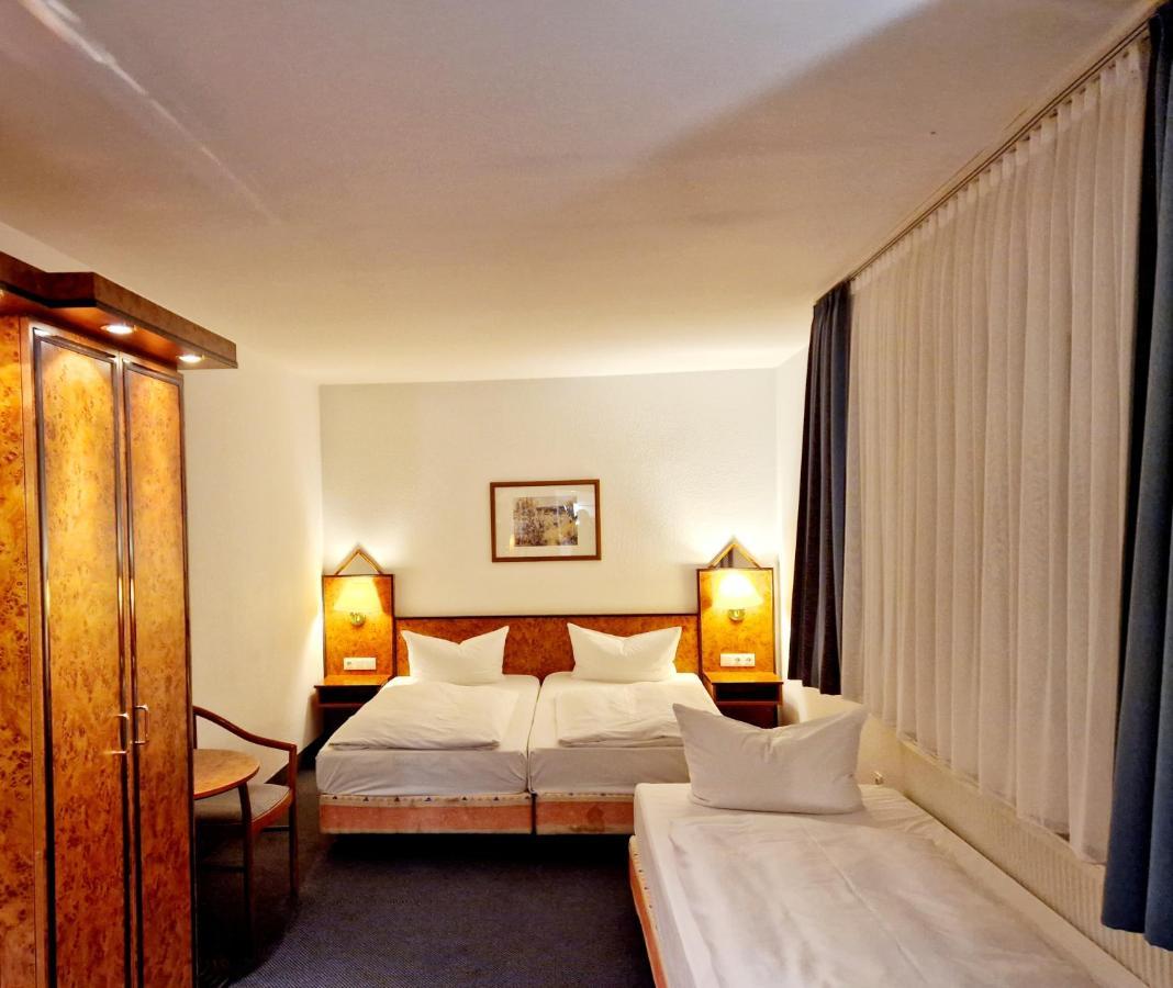 Trip Minerva Frankfurt 3*