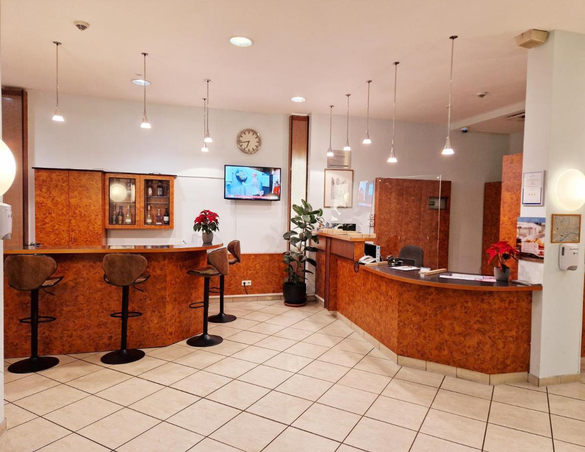 Hotel Trip Minerva Frankfurt 3*