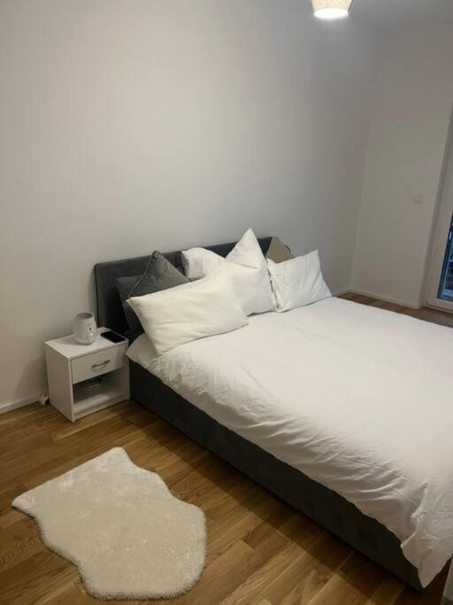 Apartment In Gallus With Big Balcony+views Frankfurt am Main