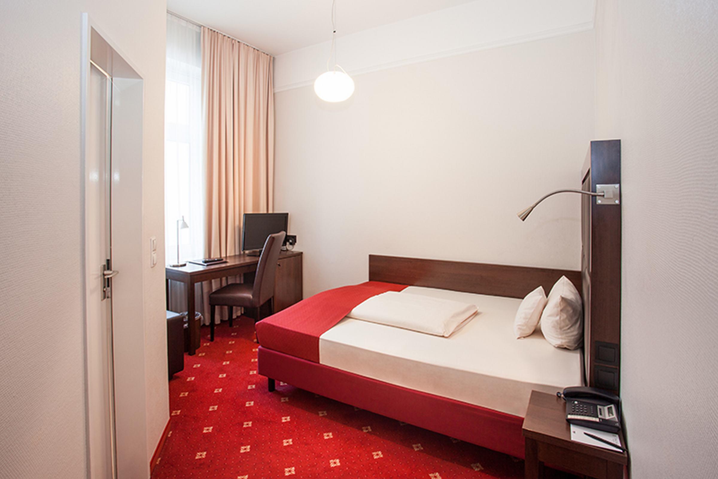 Centro National Frankfurt City, Trademark Collection By Wyndham 3*