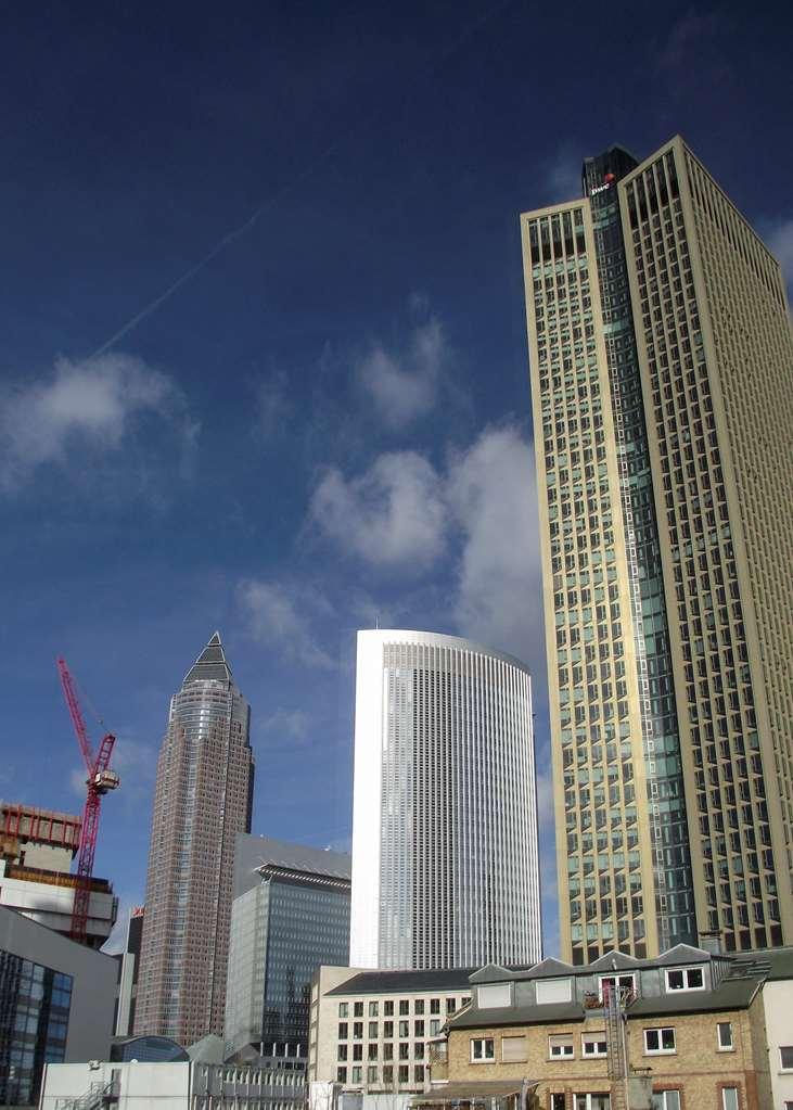 Skyline Frankfurt 4*