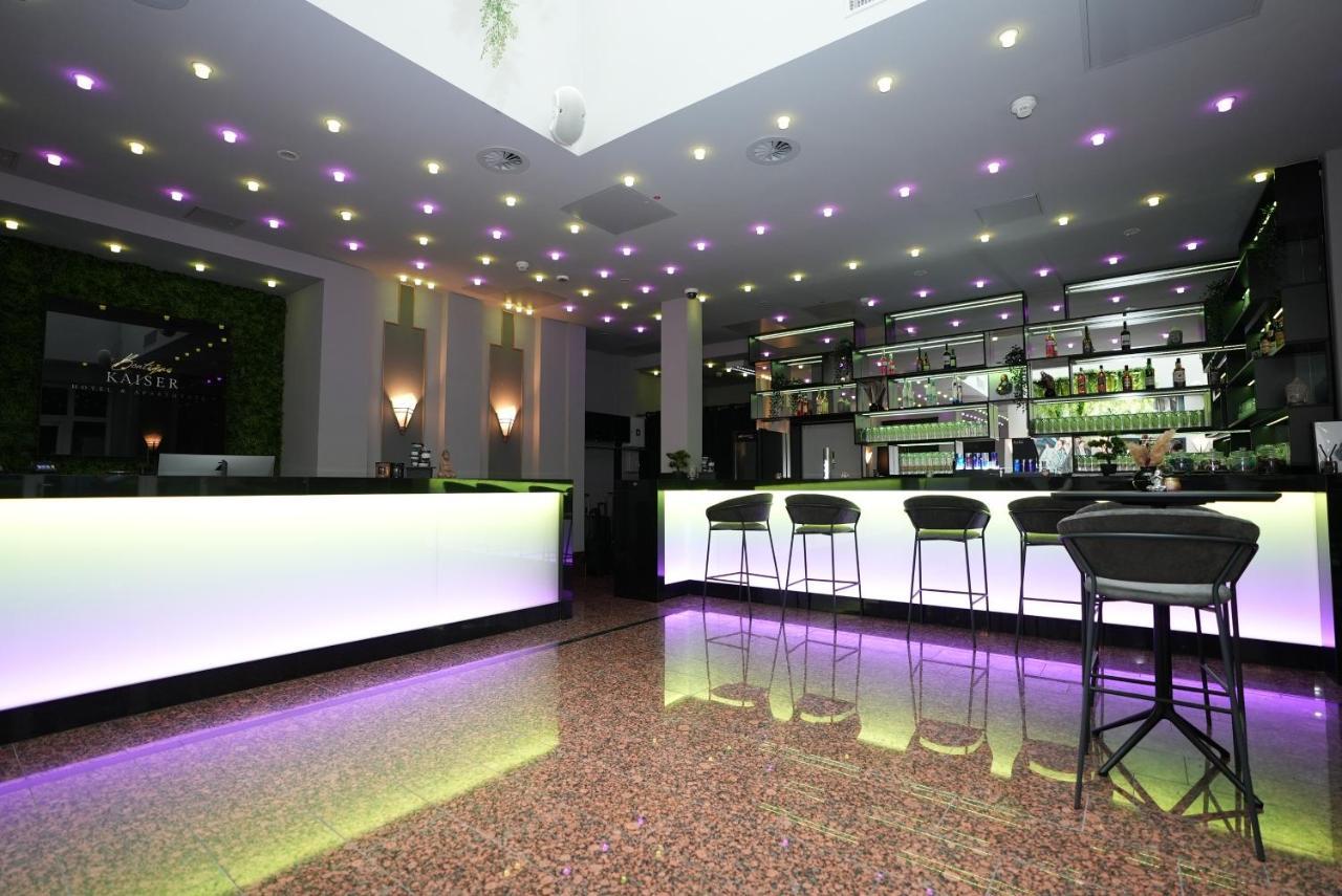 Boutique Kaiser - &