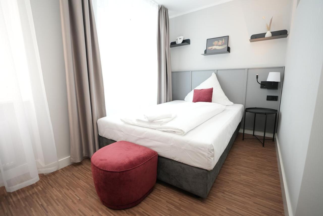 Aparthotel Boutique Kaiser - & 4*