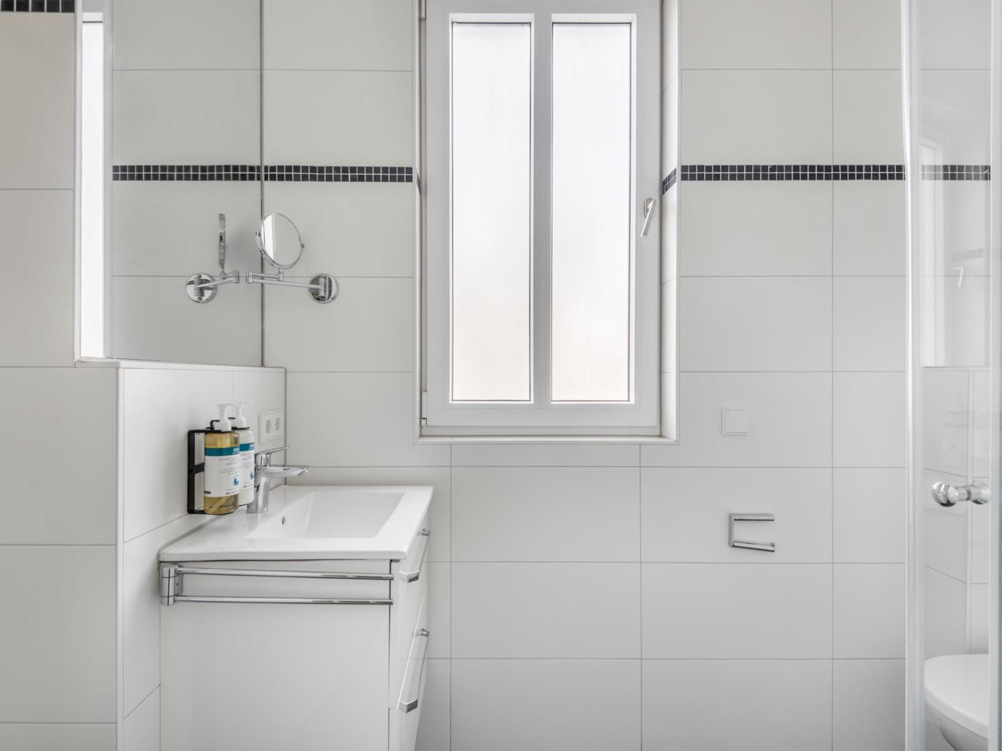 Numa Frankfurt Blau 4*