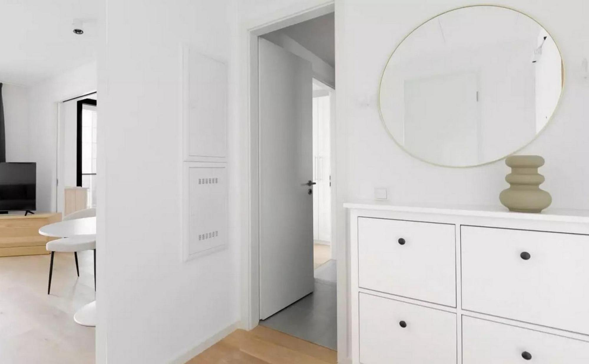 Apartment Ein-zimmer-wohnung Zur Miete In Frankfurt *