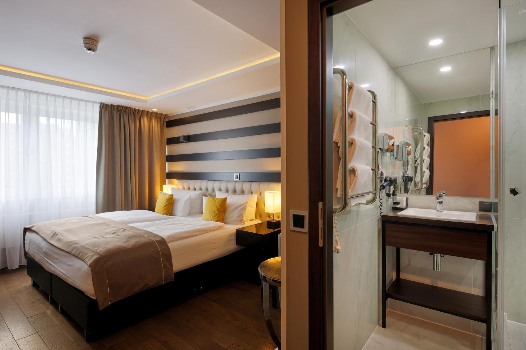 Skyline Frankfurt 4*