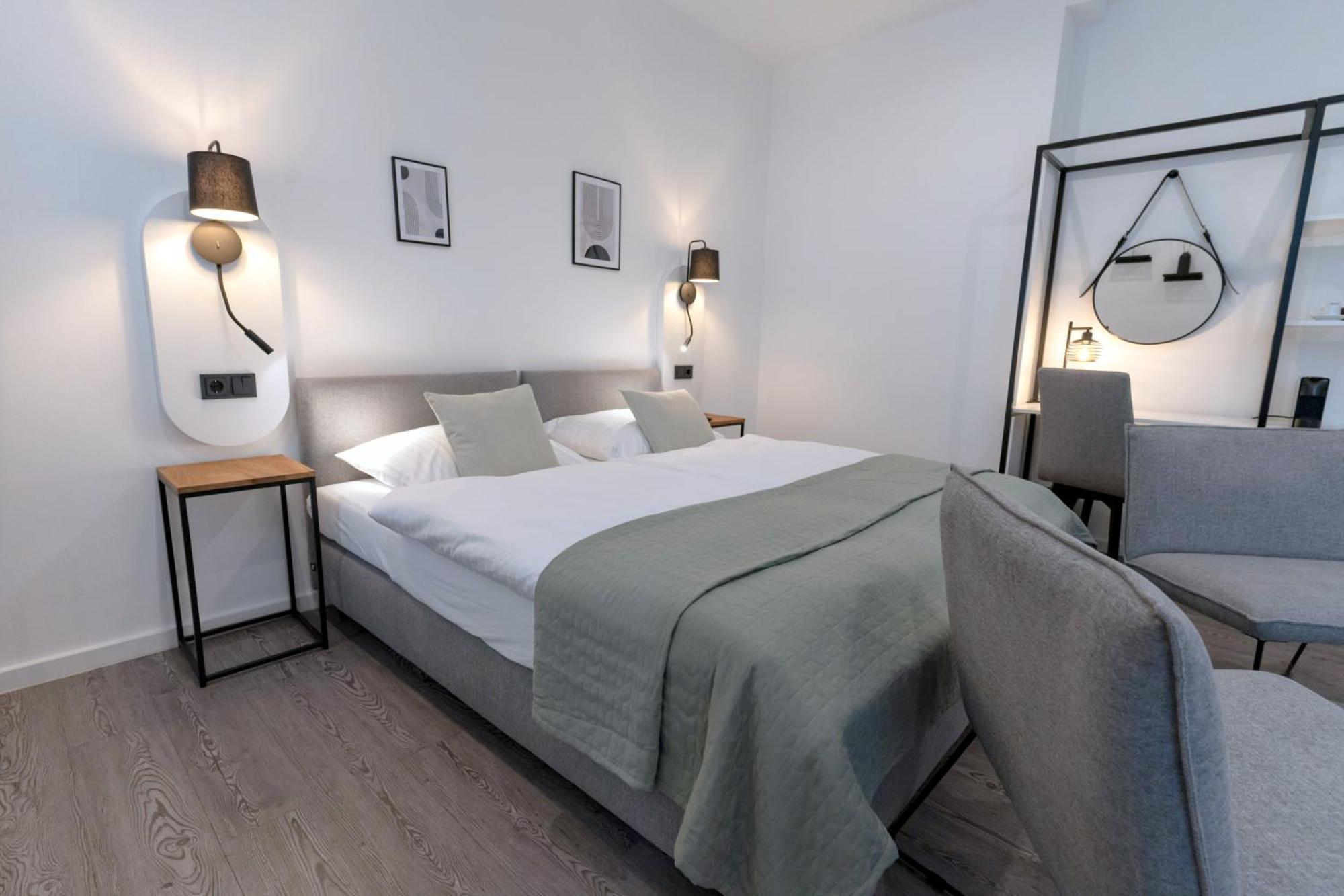 We Shortstay Hotel