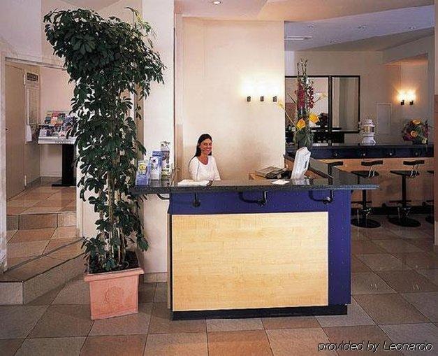 Comfort Frankfurt Central Station 3*