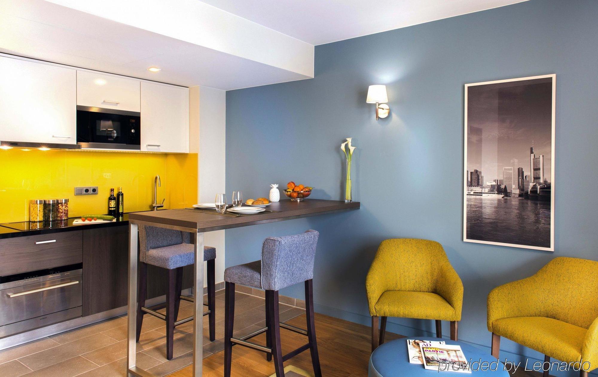 Aparthotel Citadines Centre Frankfurt 4*