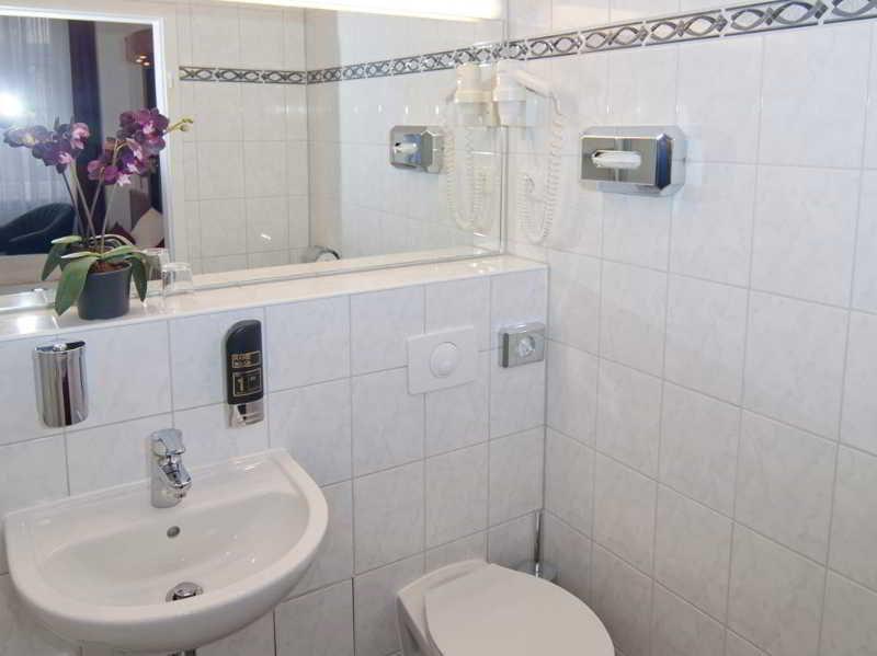 West An Der Bockenheimer Warte Hotel 3*