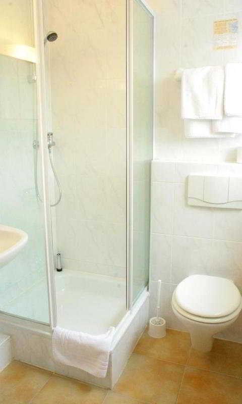 Eschborner Hof 3*