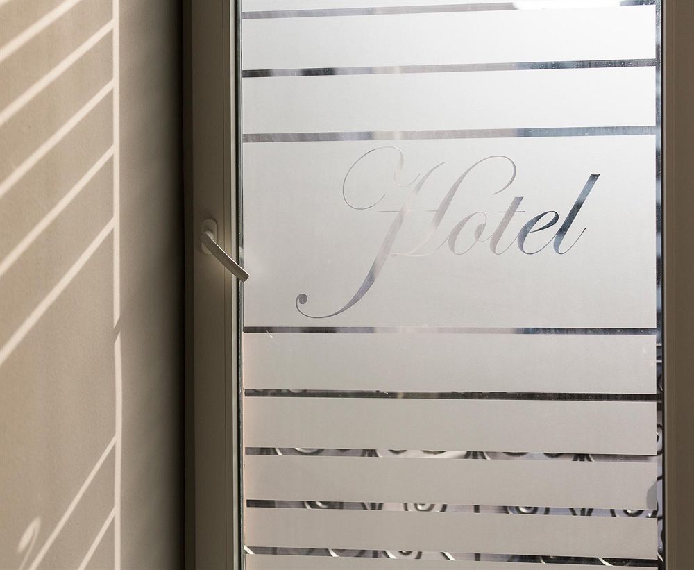 Hotel Forty Four