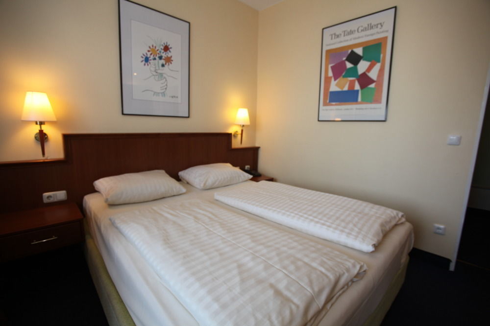 Continental Frankfurt 3*