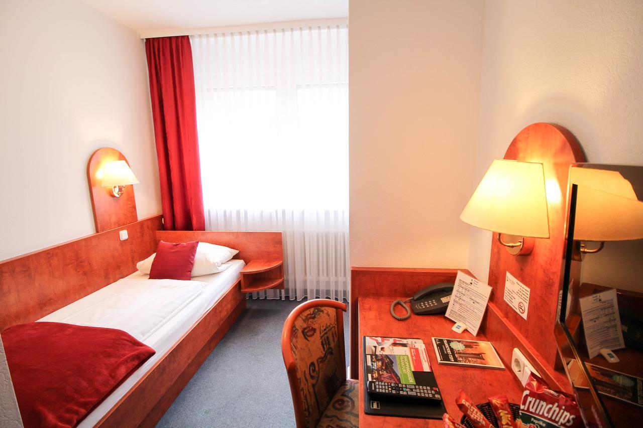 West An Der Bockenheimer Warte Hotel