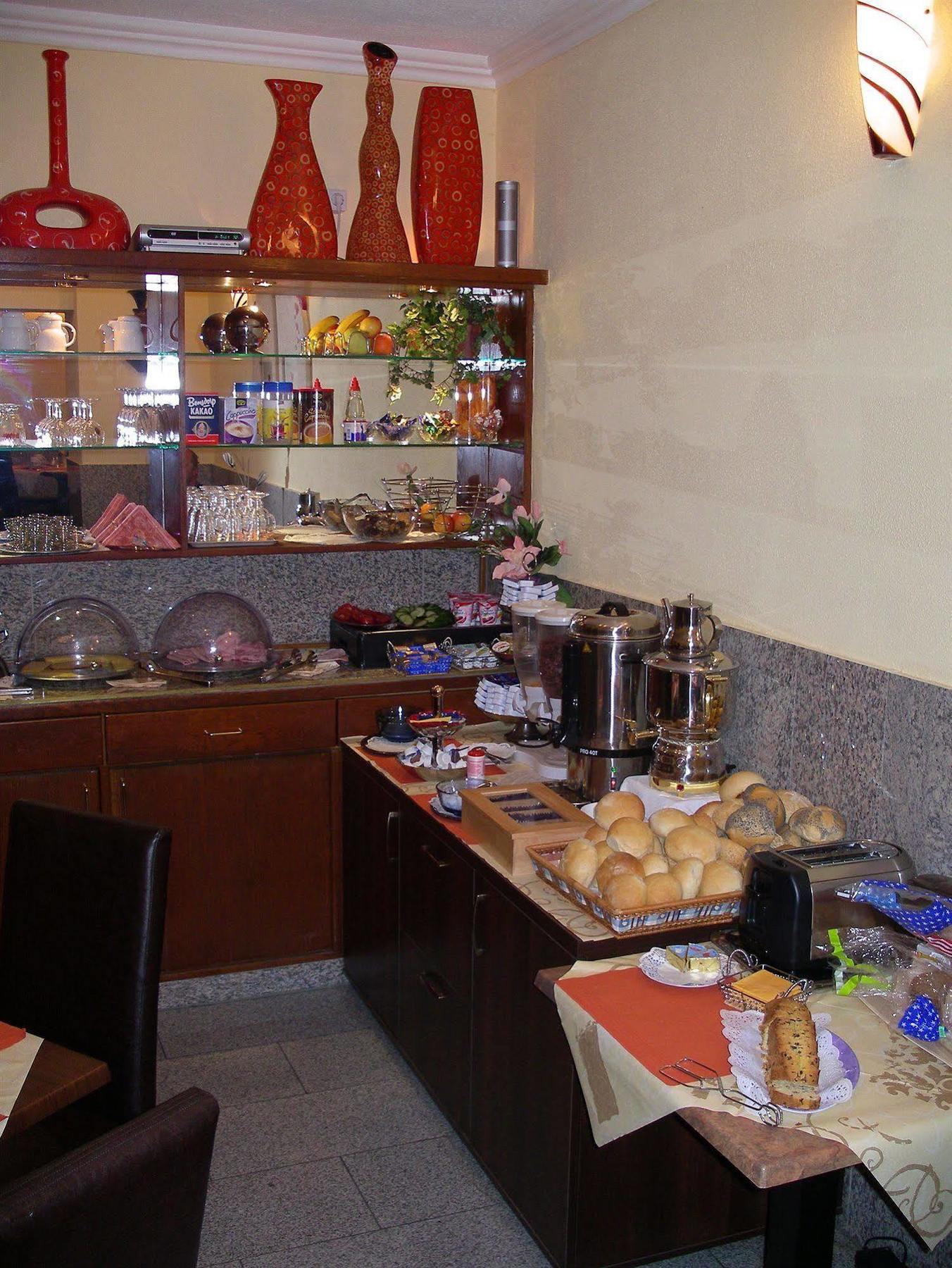 Elbe Hotel 3*