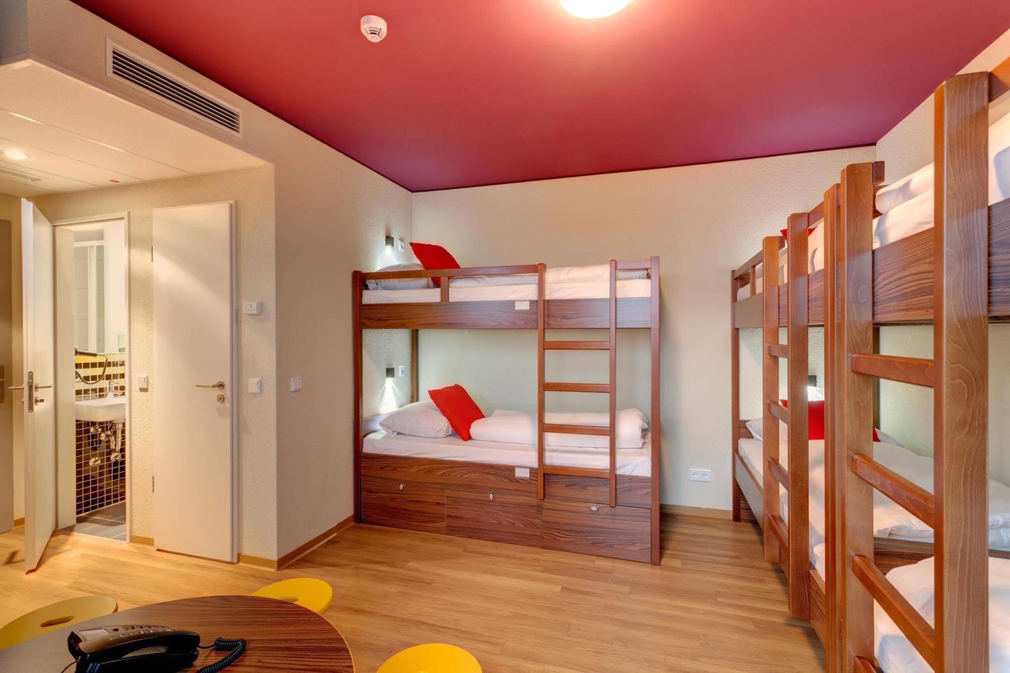 Hotel Meininger Frankfurt Main / Airport Frankfurt am Main