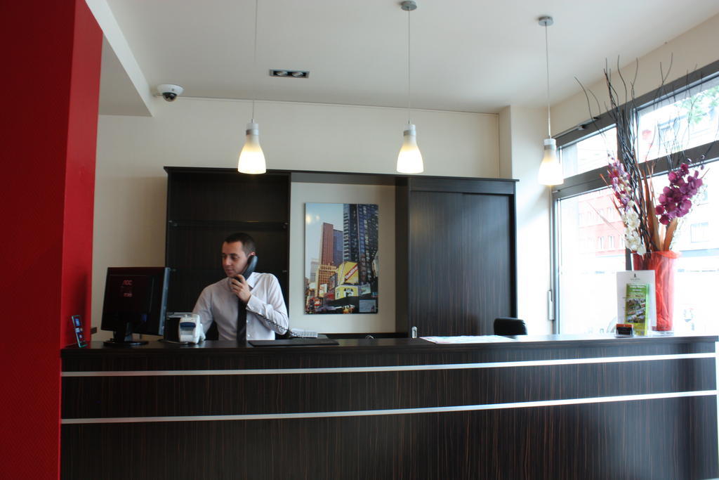 Hotel Fair Frankfurt - Europaallee Messe 3*